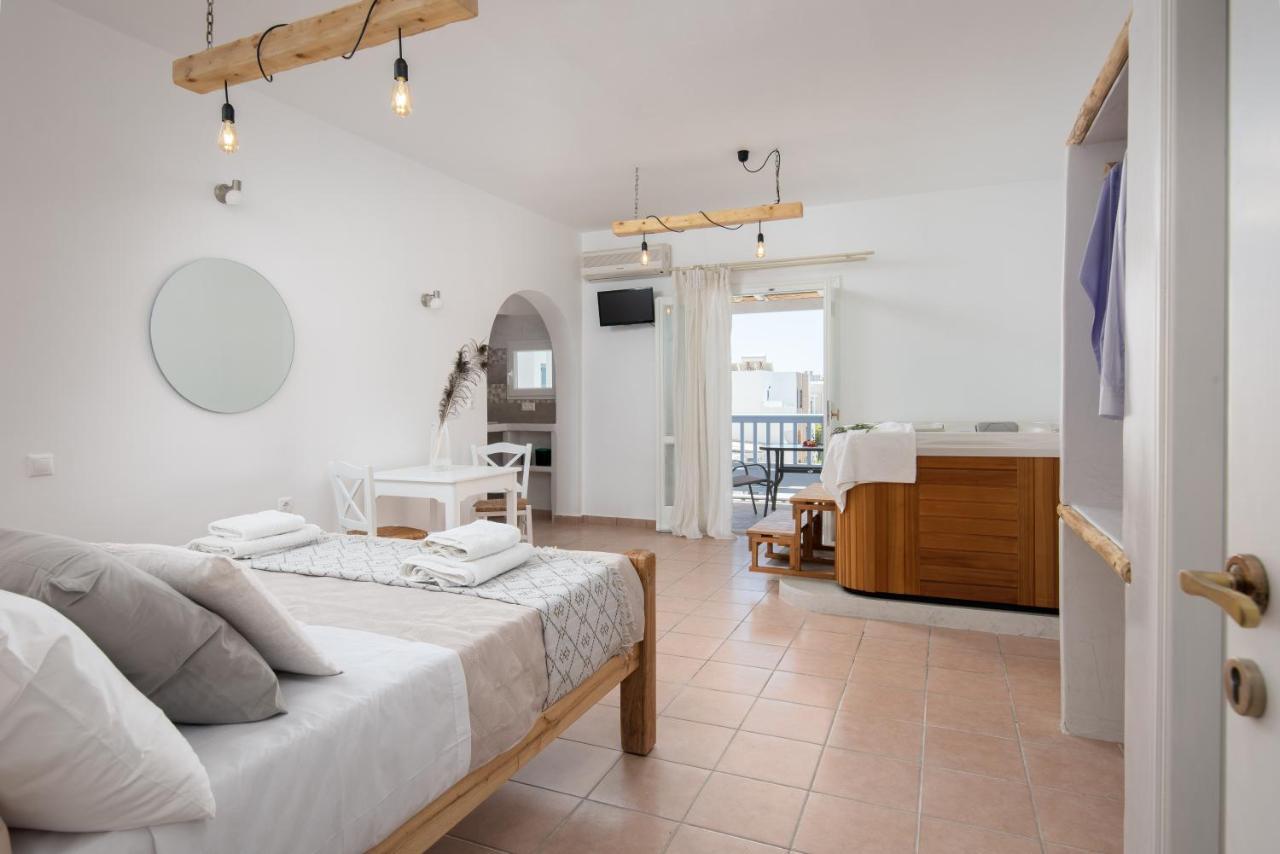 Aqua Naxos Apartments & Suites Agios Prokopios  Eksteriør billede